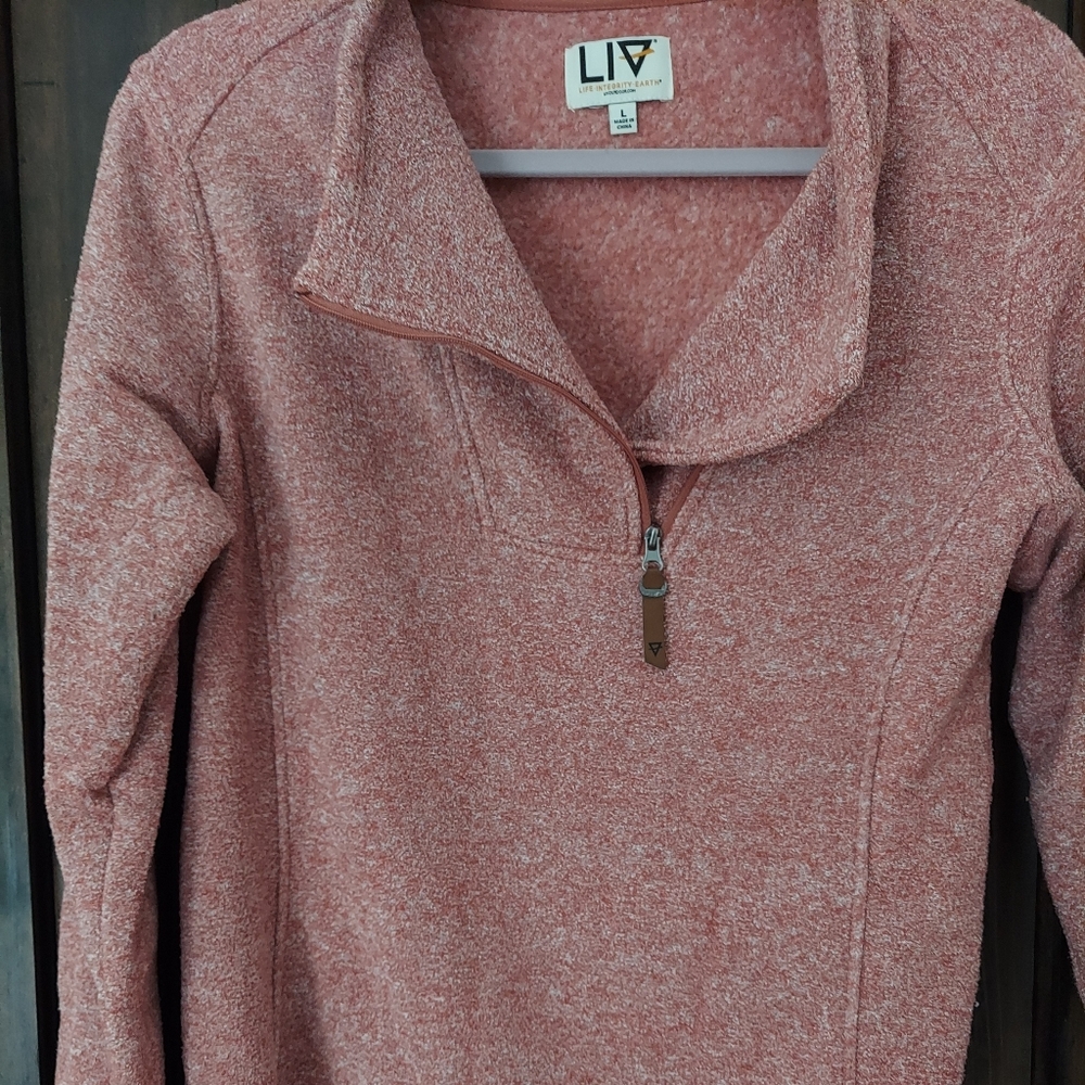 Fleece-lined pullover